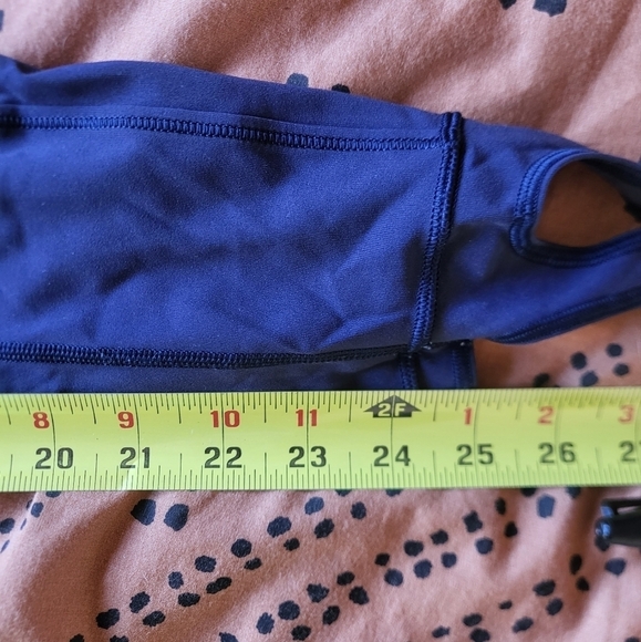 Lululemon Hold On Tight Solid 28'' Midnight Navy Stirrup Leggings Sz 2 - Picture 12 of 16